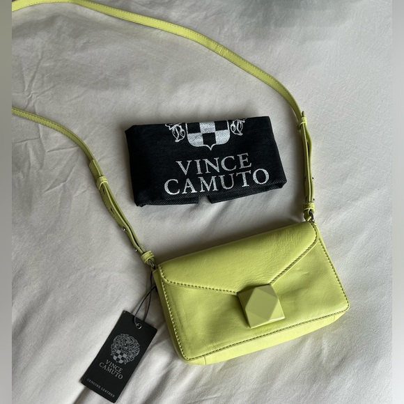 Vince Camuto Handbags - Brand new leather crossbody bag